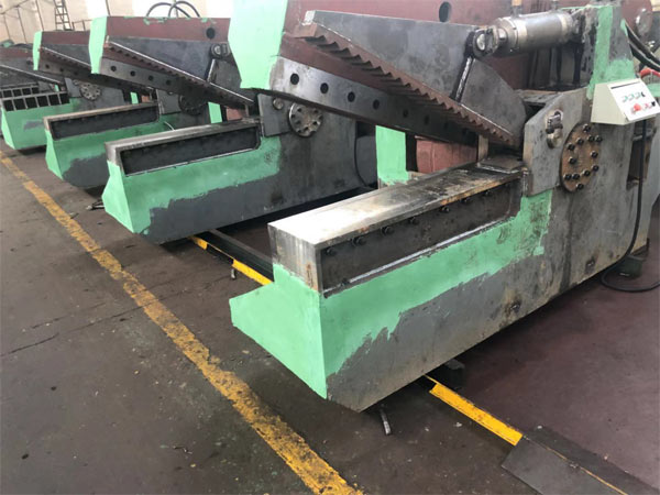 Q43系列鱷魚(yú)式剪切機(jī)